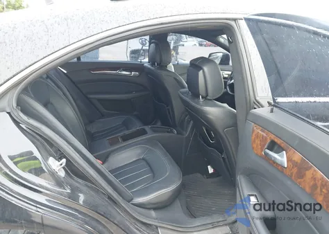 2013 Mercedes-Benz Cls 550 4Matic z USA, uszkodzony, nr VIN WDDLJ9BB8DA078402